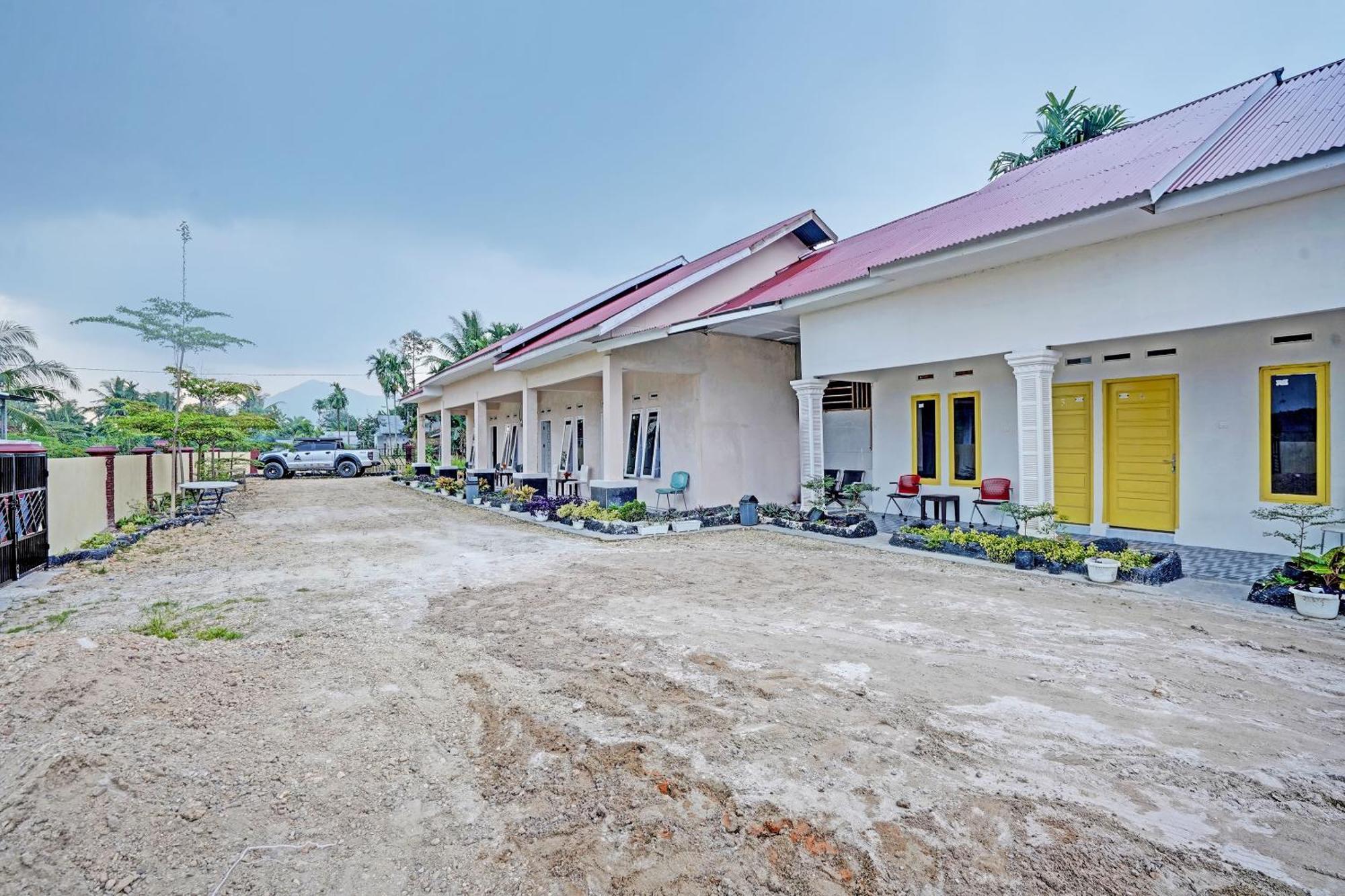 Oyo 93033 Mutiara Homestay Syariah Near Tpa / Tpsa Nurul Yakin Payakumbuh Εξωτερικό φωτογραφία